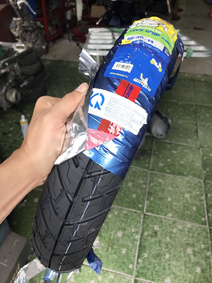 lop-xe-michelin.jpg