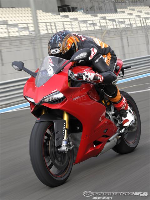ducati-panigale-4.jpg ducati-panigale-4.jpg