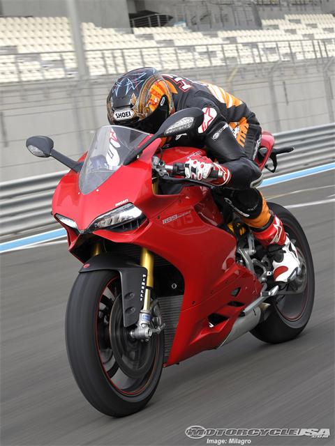 ducati-panigale-4.jpg