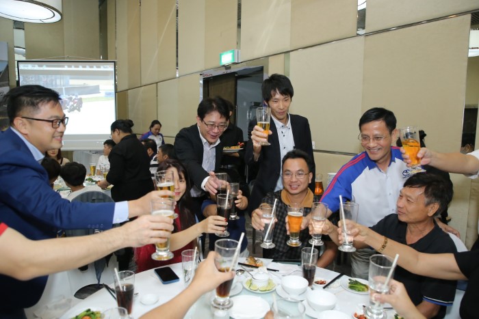 Tiec-hop-mat-khach-hang-THIEN-NHAN-BANDO-FCC-DID-OSRAM-21.jpg