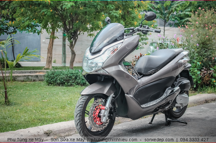 son-xe-may-pcx-xam-bong.jpg