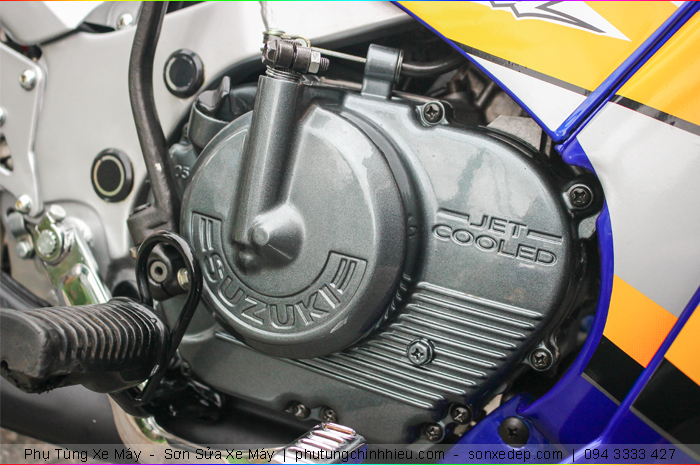 son-loc-noi-suzuki-satria.jpg