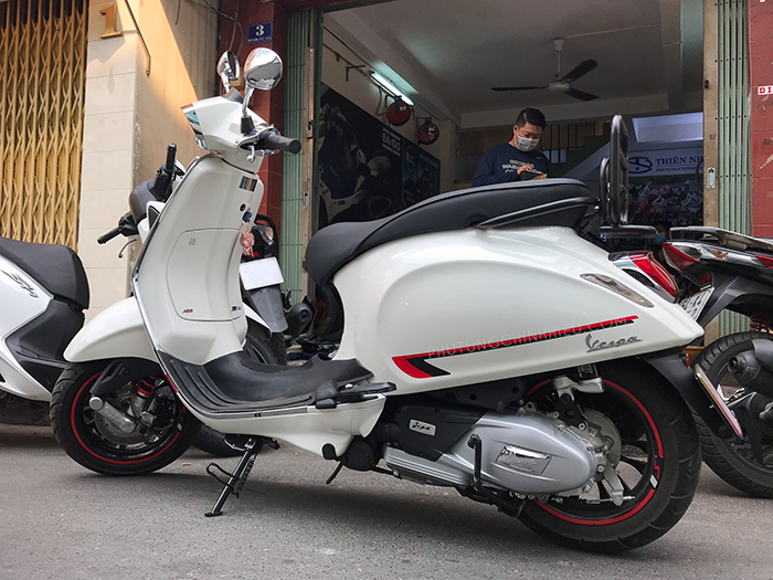phuoc-yss-vespa-sprint.jpg phuoc-yss-vespa-sprint.jpg