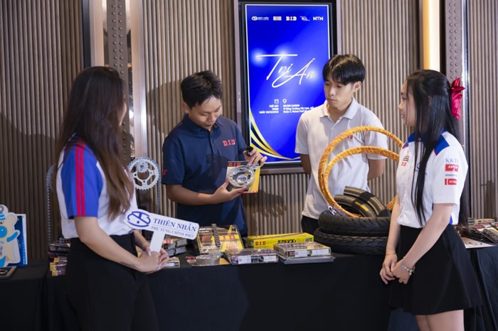 Tiec-tri-an-khach-hang-HCM-2025-6.jpg Tiec-tri-an-khach-hang-HCM-2025-6.jpg