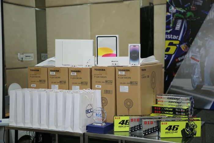 Tiec-hop-mat-khach-hang-THIEN-NHAN-BANDO-FCC-DID-OSRAM-3.jpg