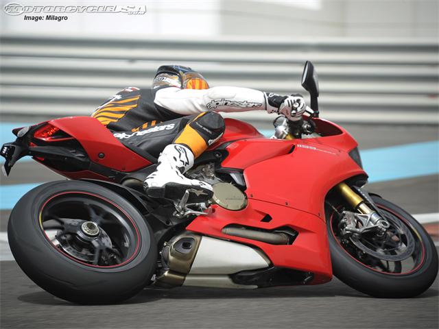 ducati-panigale-2.jpg ducati-panigale-2.jpg
