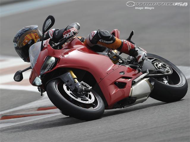 ducati-panigale-5.jpg ducati-panigale-5.jpg