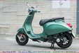 son-xe-may-vespa-xanh-reu-2.jpg