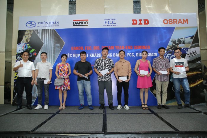 Tiec-hop-mat-khach-hang-THIEN-NHAN-BANDO-FCC-DID-OSRAM-19.jpg