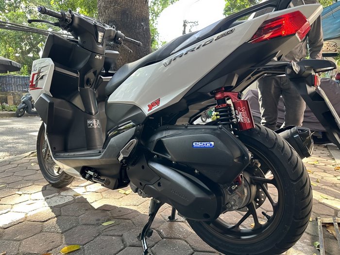 phuoc-YSS-G-TX-Vario-160-5.jpg