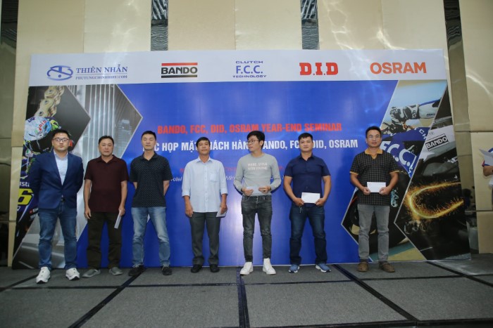 Tiec-hop-mat-khach-hang-THIEN-NHAN-BANDO-FCC-DID-OSRAM-18.jpg