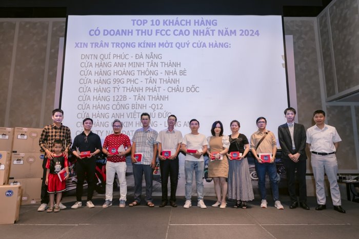 Tiec-hop-mat-khach-hang-DID-BANDO-FCC-10.jpg Tiec-hop-mat-khach-hang-DID-BANDO-FCC-10.jpg