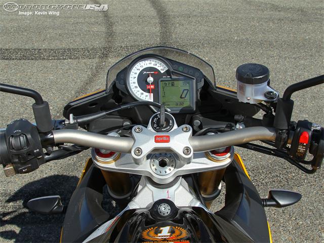 Aprilia-Tuono-6.jpg Aprilia-Tuono-6.jpg