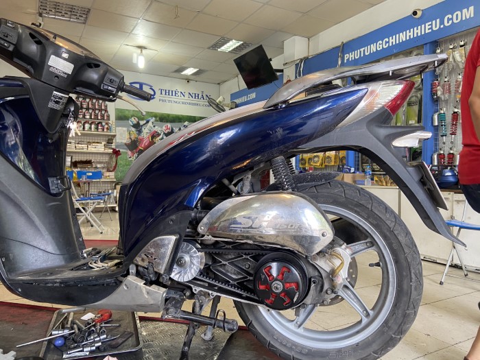 lam-noi-sh150i.jpg lam-noi-sh150i.jpg