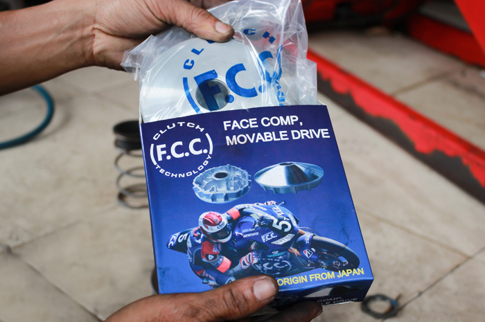 canh-quat-fcc.jpg canh-quat-fcc.jpg