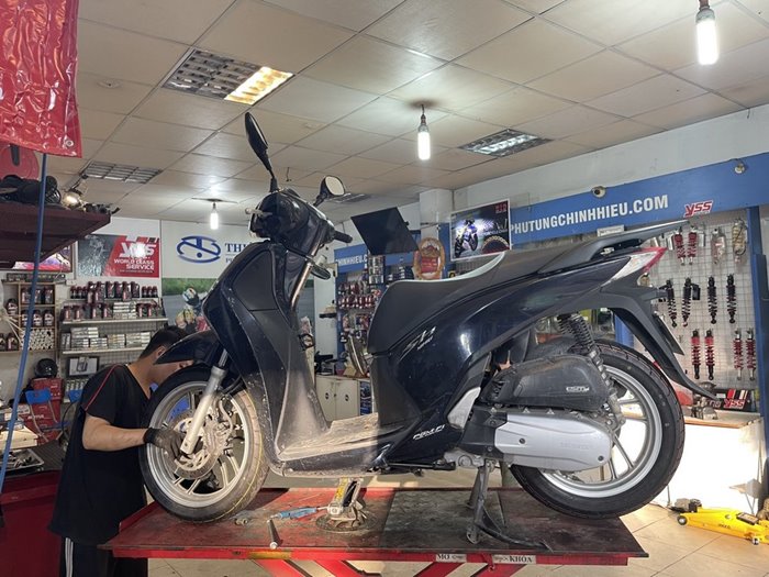 LOP-XE-BRIDGESTONE-SH-1.jpg LOP-XE-BRIDGESTONE-SH-1.jpg