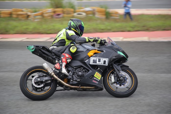 VIETNAM-RACING-CHAMPIONSHIP-19-6-14.JPG